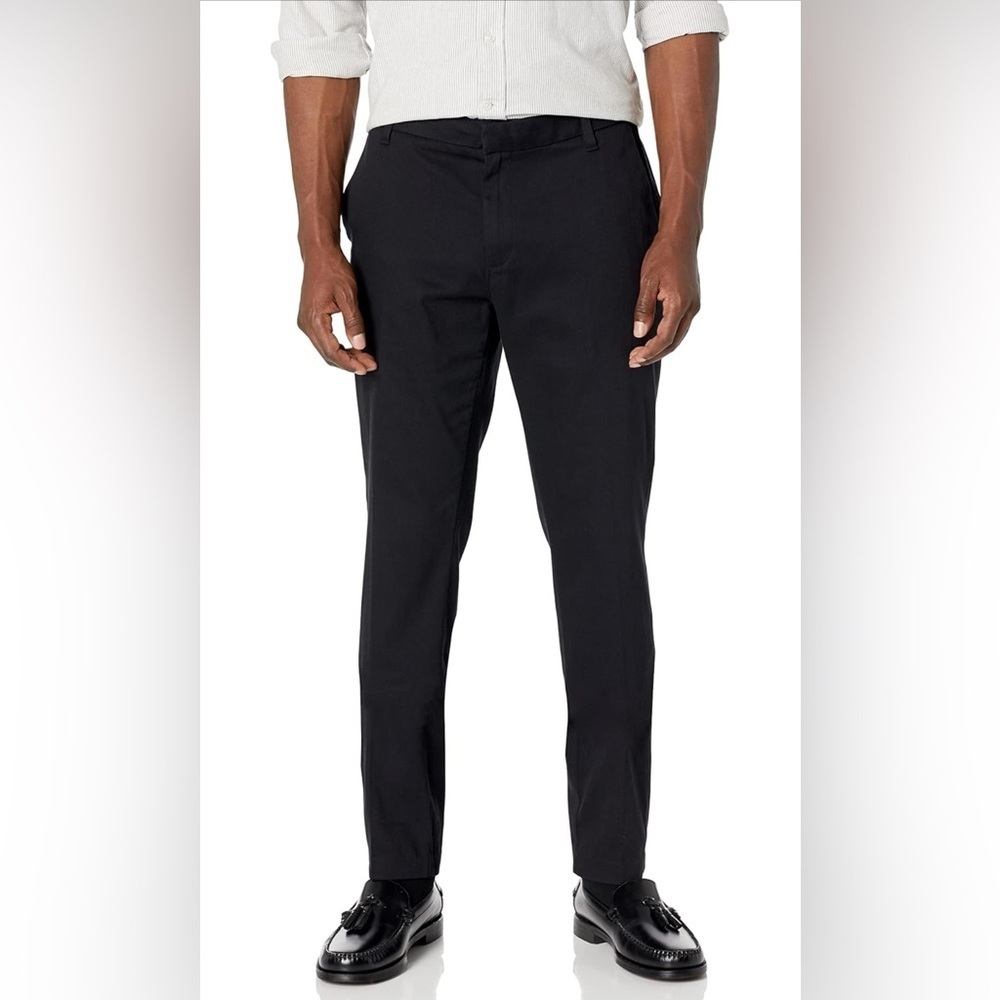 Men's Slim-Fit Wrinkle-Resistant Flat-Front Stretch Chino Pant 051